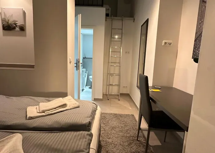 Estelada Boarding Houses - Bogenhausen München